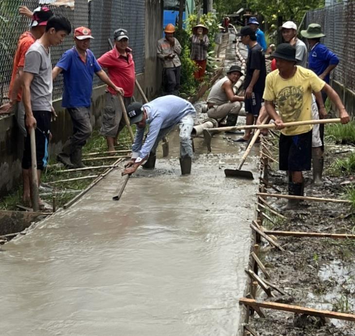 Cơ sở Công giáo chung sức xây dựng giao thông nông thôn, sống “tốt đời đẹp đạo”