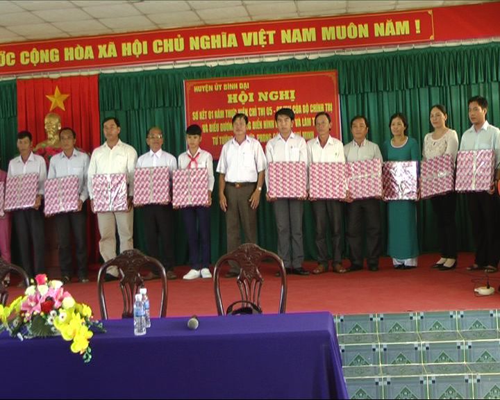 BIEU DUONG CAC CA NHAN HOC TAP VA LAM THEO BAC.jpg