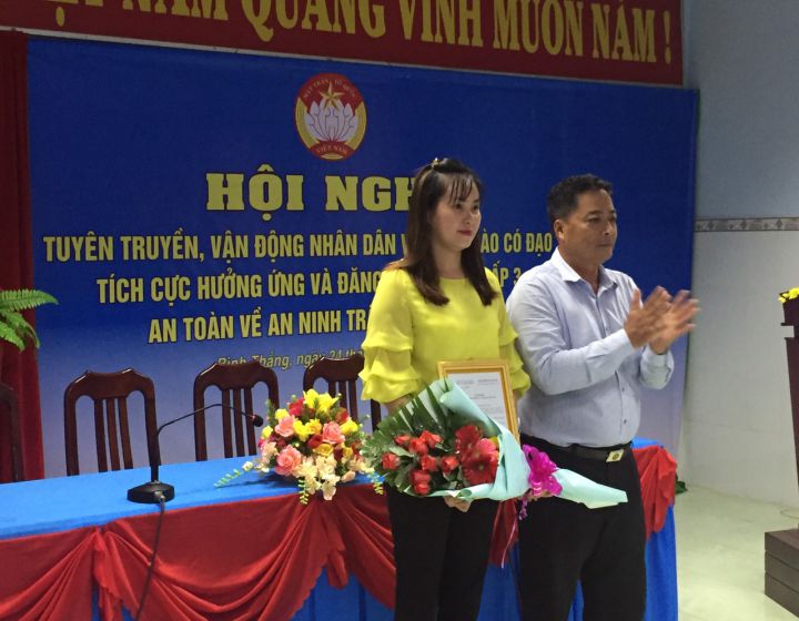 trao quyet dinh thanh lap ban van dong ap ve an ninh trat tu ap 3.jpg